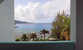 1. Hotel Va..