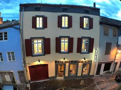 Hotel du Pont Vieux Hotels near New Game