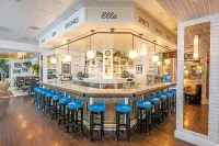Sixty Beverly Hills - bar