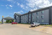 Comfort Inn & Suites Muskogee - parking