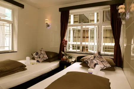 Canada Hotel