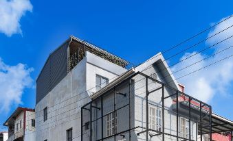 LOFT INN