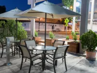 Hotel Xilo Glendale Hotels in Glendale
