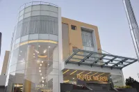 Hotel Mersi Bukittinggi (Hotel Syariah) Hotels in Sianok Anam Suku