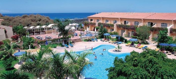 Apartamentos Jardín del Conde イスラ・デ・ラ・ゴメラのホテル