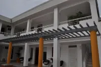 Hosteria Los Dujos Hotels in Neiva