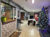 Budgetel Inn & Suites