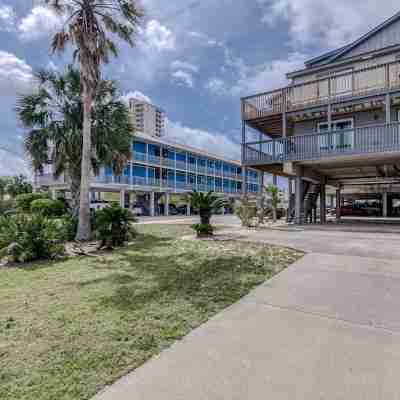 Sandy Shores West 101 2 Bedroom Condo by RedAwning Hotel Exterior