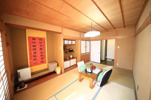 Osaka Nakayama Guesthouse - Pensionaatit