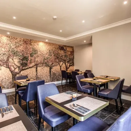Hotel 55 Fifty-Five - Maison d'Art Collection