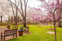 The University of Georgia Center for Continuing Education & Hotel