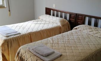 Hostal la Estrada Restaurante - Housity