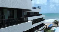 Blue Marlin Apartments Hotel dekat Morro do Careca beach