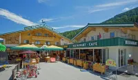 雅各德霍夫公寓 Gemeindebücherei Flachau附近的飯店