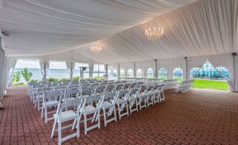 41 Lakefront Hotel, Trademark Collection by Wyndham