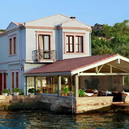 Ferahi Evler Ayvalık