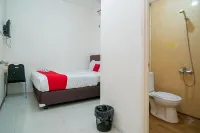 RedDoorz Near Flyover Arjosari Malang - 2-stjärniga