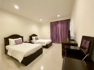 Ruen Maihom Riverside Cottage Hotels near Kanchanaburi Rajabhat University