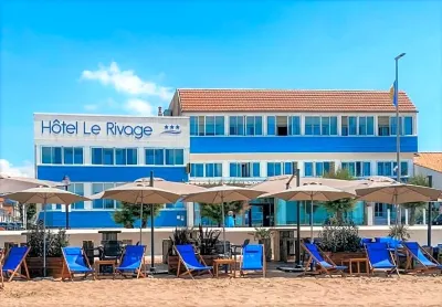 Hôtel le Rivage Vue Sur Mer - Châtelaillon-Plage Hotel berhampiran En Apar＇Thé