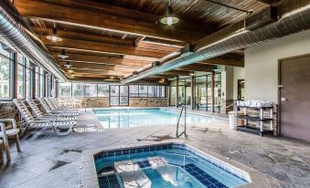 Comfort Inn & Suites Near Lake Guntersville