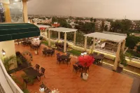 Comfort Hotel Gms Grand