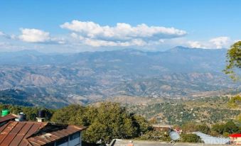 The Himalayan Vista