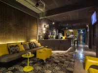 フルフィル プーケット ホステル