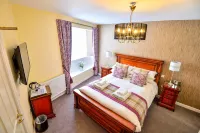 The George Hotel Hotels in Dalwood