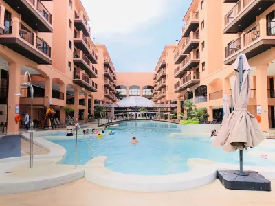 Apto em Resort pé na Areia Jbv