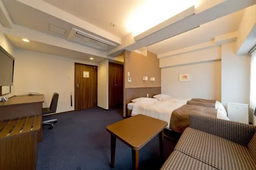 Hirakata Sun Plaza Hotel Hotels in Хіраката
