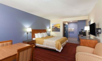 2. Days Inn..