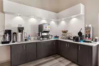 SureStay Hotel by Best Western Grants - breakfast