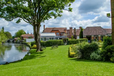 The Legacy Rose & Crown Hotel Hotels in Salisbury
