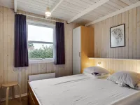 "Tino" - 900m from the Sea Hotels near Galleri Salshus