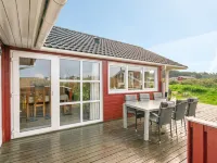 "Iacobus" - 400m from the Sea Hotels in Norlev Strand