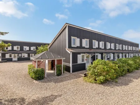 "Cita" - 100m to the Fjord Отели в г. Vestervig