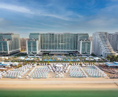 Hilton Dubai Palm Jumeirah Отели в г. Дубай
