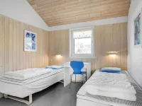 "Ritha" - 350m from the Sea 索爾圖姆住宿飯店