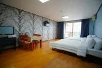 Bada Jeonmang with Hill Pension