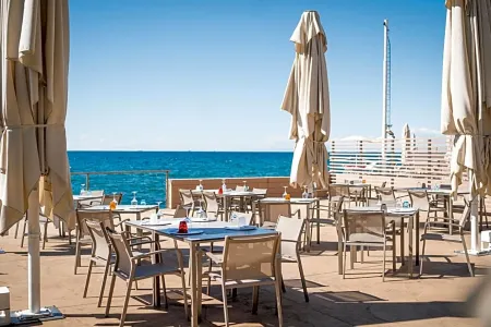 Tre Merli Beach Hotel Отели в г. Grignano