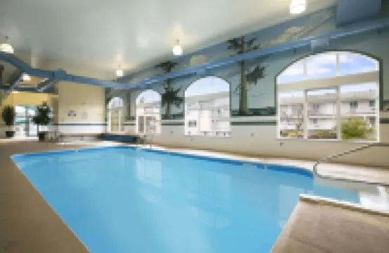 Ramada Limited Merritt