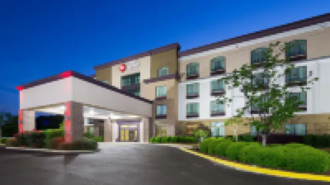 Best Western Plus Birmingham Inn  Suites Hotel a 