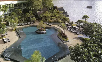 Shangri-La Bangkok Hôtels à : Au bord de la rivière