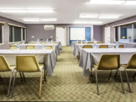 Travelodge by Wyndham Turlock Hotels in Turlock