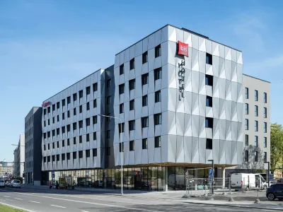 Ibis Tallinn Center Hôtels à : 