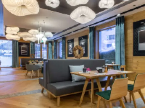 ラディソン ブル ホテル ロイセン アンダーマット アンデルマットのホテル