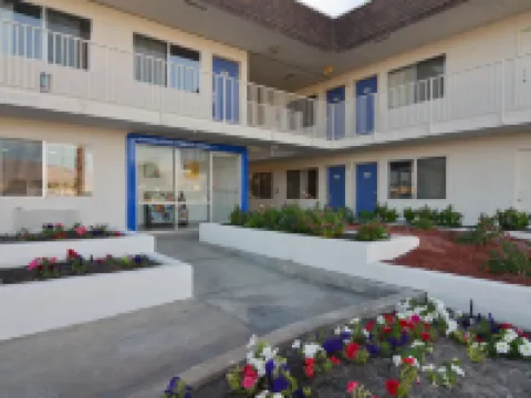 Motel 6 Indio, CA - Palm Springs Hotels in Indio