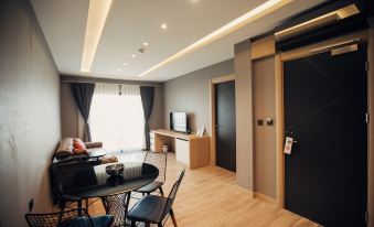 The Marina Hotel Burhaniye - Housity