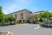 Hampton Inn Gadsden Hotels in Gadsden