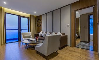 Peninsula Hotel Danang